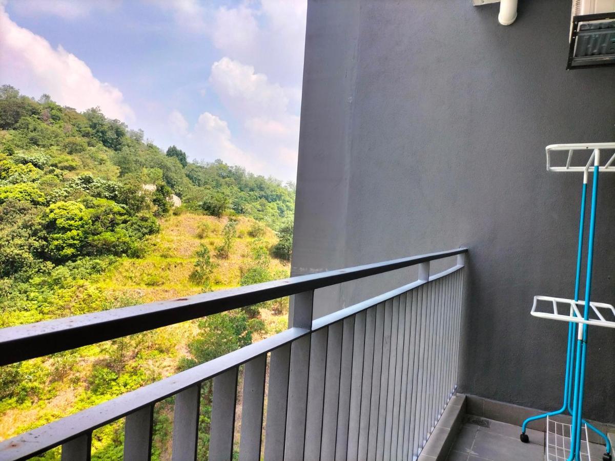 Hani Homestay Wifi Netflix Secure Parking Klia Usim Inti Aeon Mall Nilai Extérieur photo