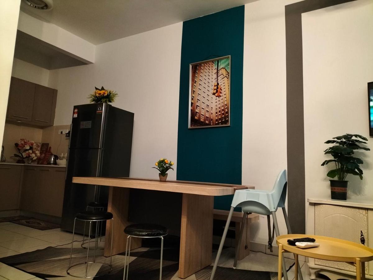 Hani Homestay Wifi Netflix Secure Parking Klia Usim Inti Aeon Mall Nilai Extérieur photo